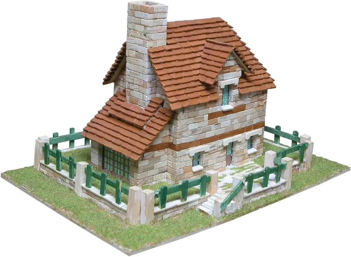 Heritage Cottage Ceramic Craft Set